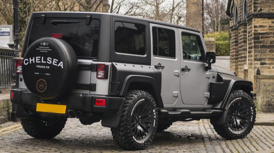  Jeep Wrangler Military Edition by Project Kahn 2019 года  (фото 3 из 4)
